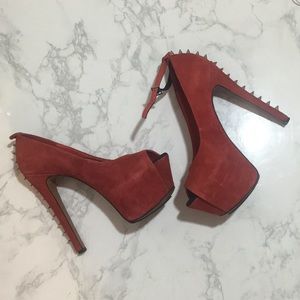 Red Wild Pair High Heels with Spikes Peep Toe